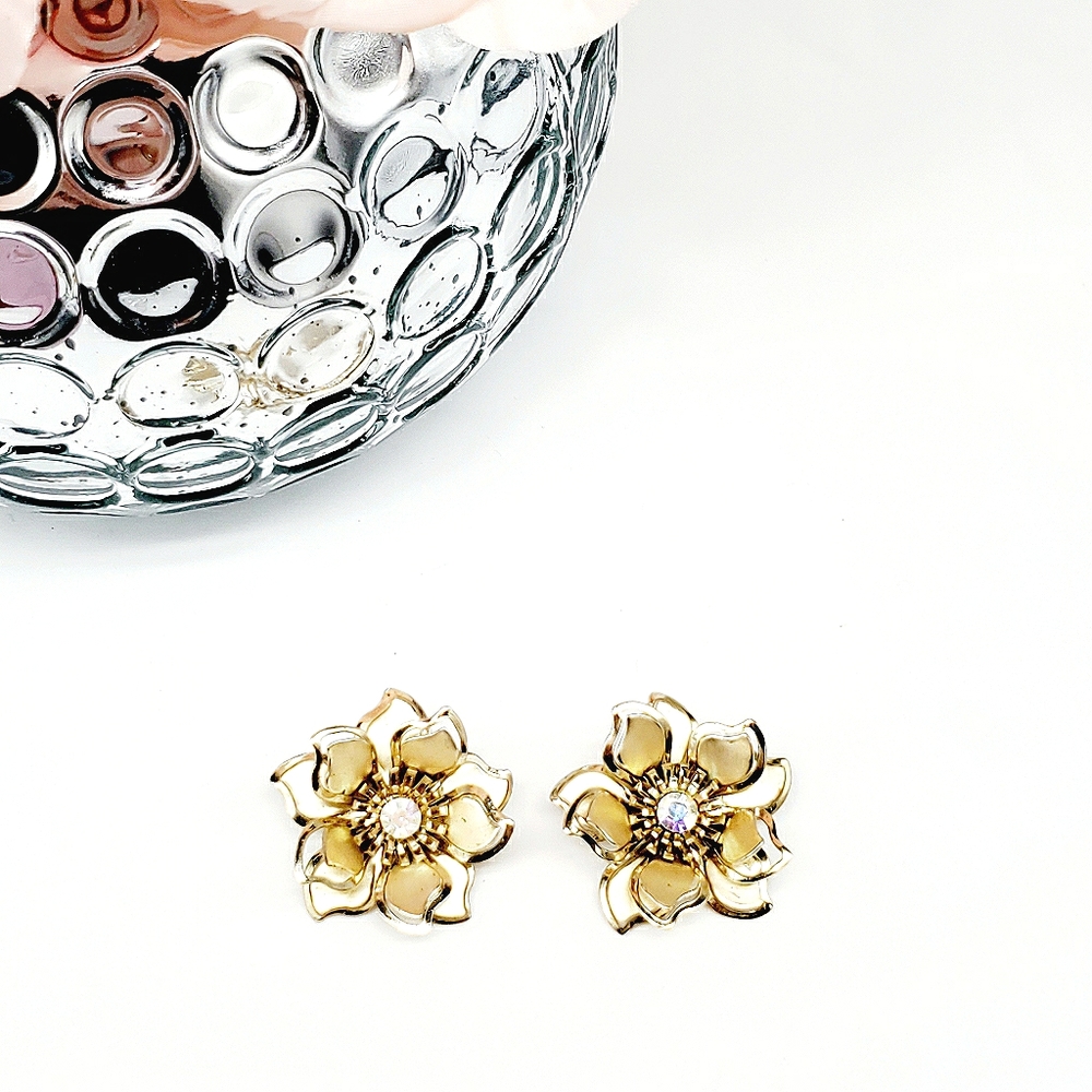 Vintage Pinwheel Flower Gold Clip On AB Aurora Earrings
